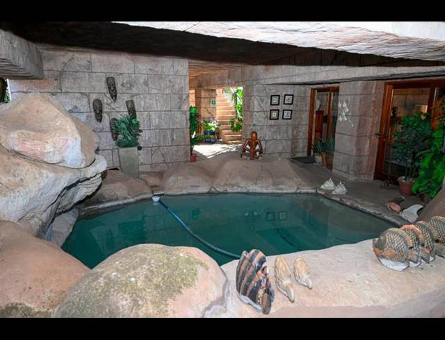 BUSINESS FOR SALE IN ASTON MANOR